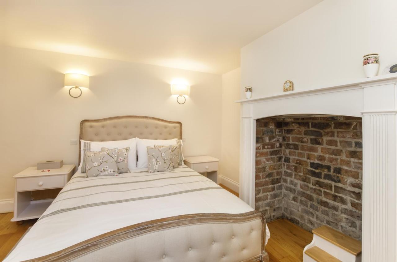 The Garden Square - Unique Luxury Apartment In Historic Garden Square - Ideal For 2 People Йорк Екстериор снимка