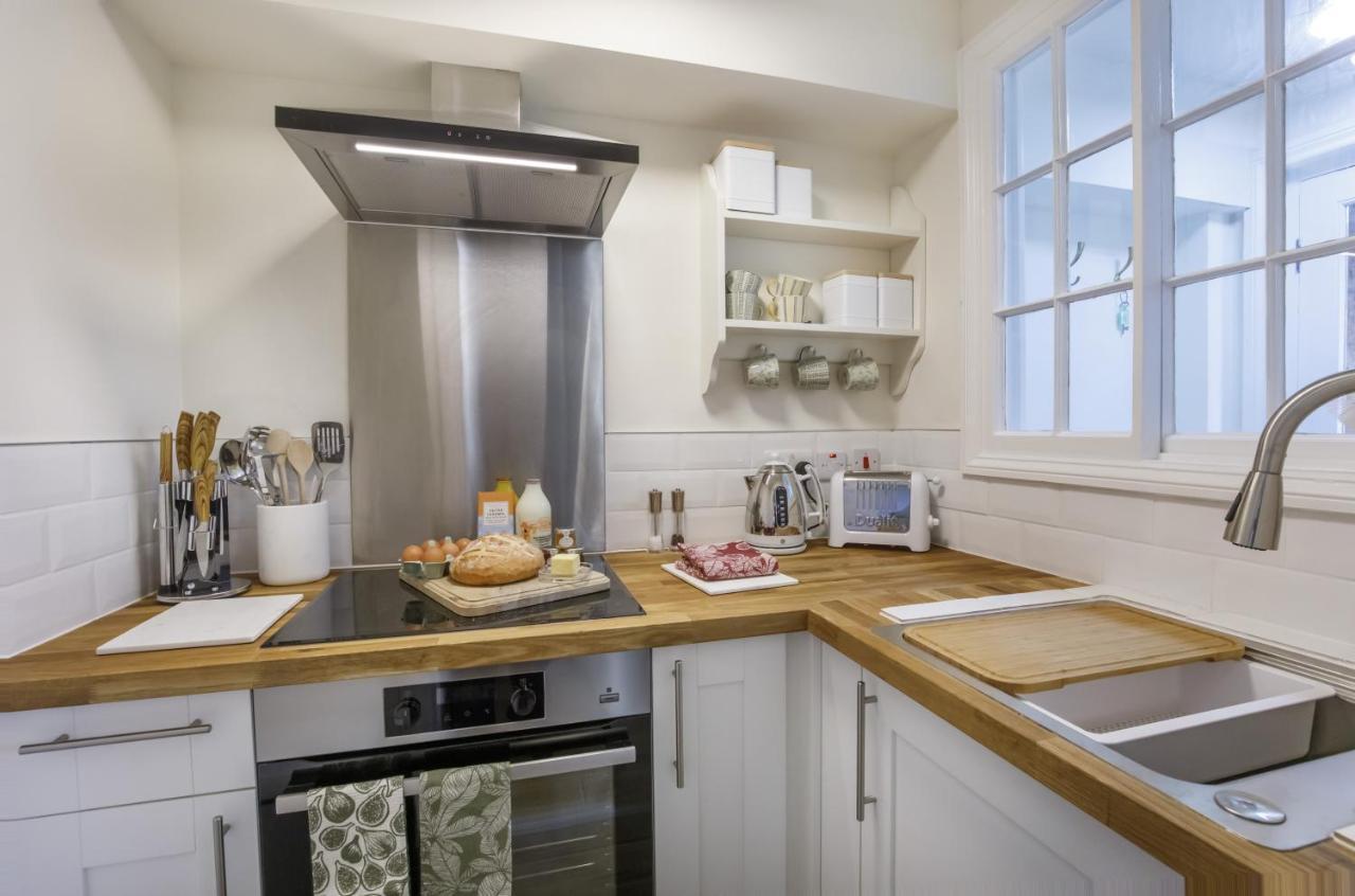 The Garden Square - Unique Luxury Apartment In Historic Garden Square - Ideal For 2 People Йорк Екстериор снимка